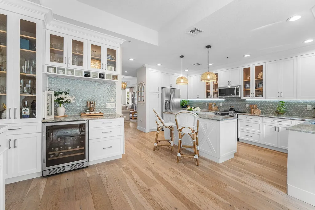 2446 San Pietro Circle Palm Beach Gardens FL 33410