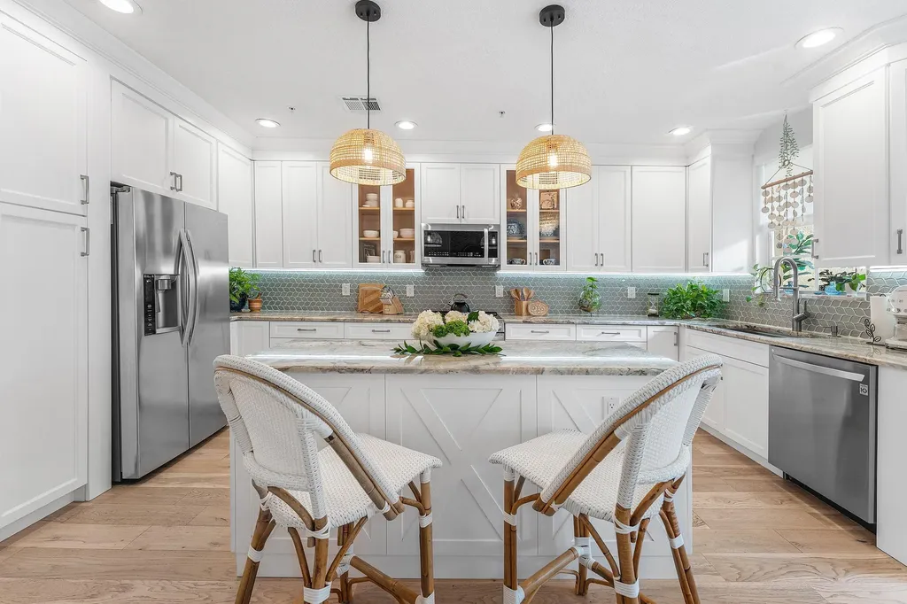 2446 San Pietro Circle Palm Beach Gardens FL 33410