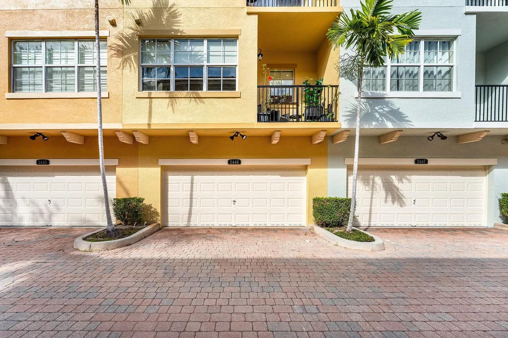 2446 San Pietro Circle Palm Beach Gardens FL 33410