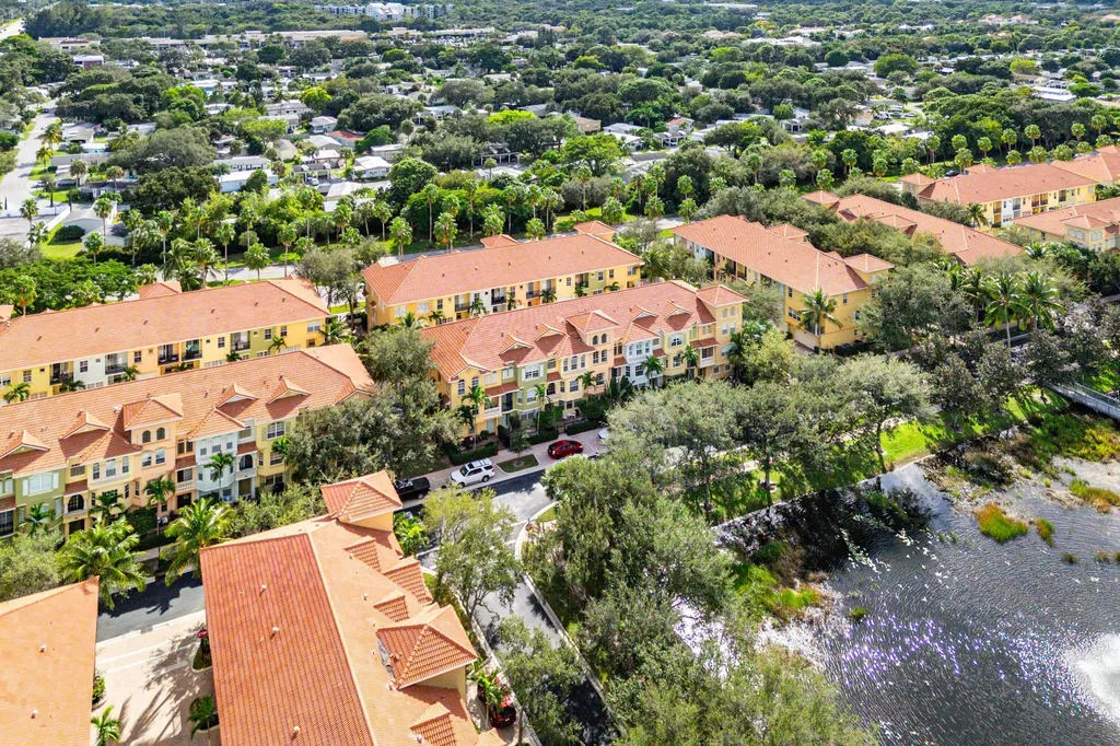 2446 San Pietro Circle Palm Beach Gardens FL 33410