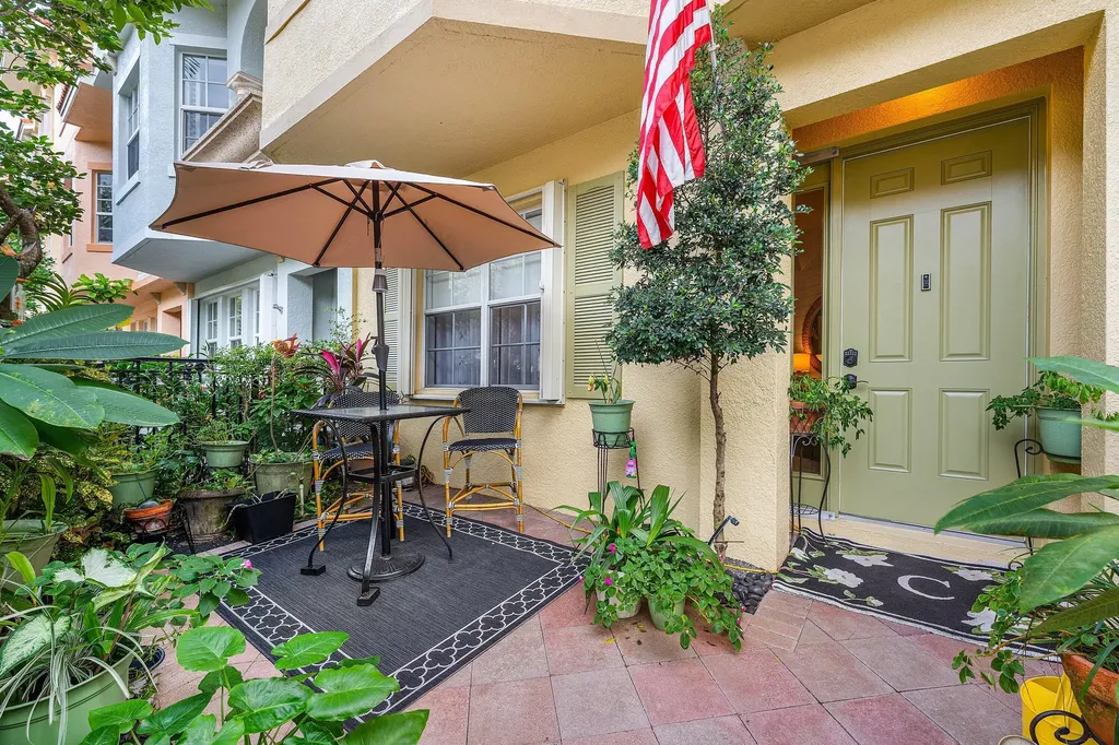2446 San Pietro Circle Palm Beach Gardens FL 33410