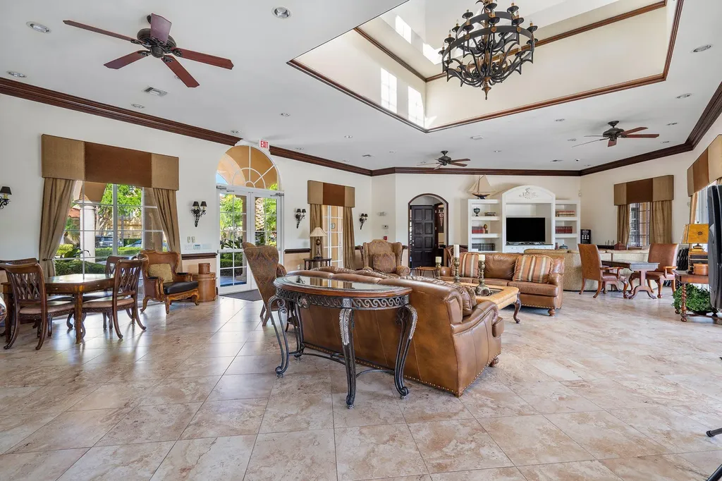 2446 San Pietro Circle Palm Beach Gardens FL 33410
