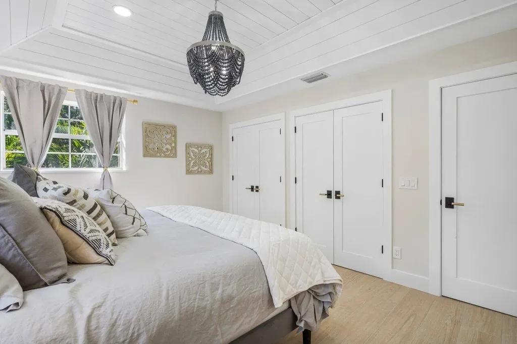 1920 Spanish Trail Delray Beach FL 33483