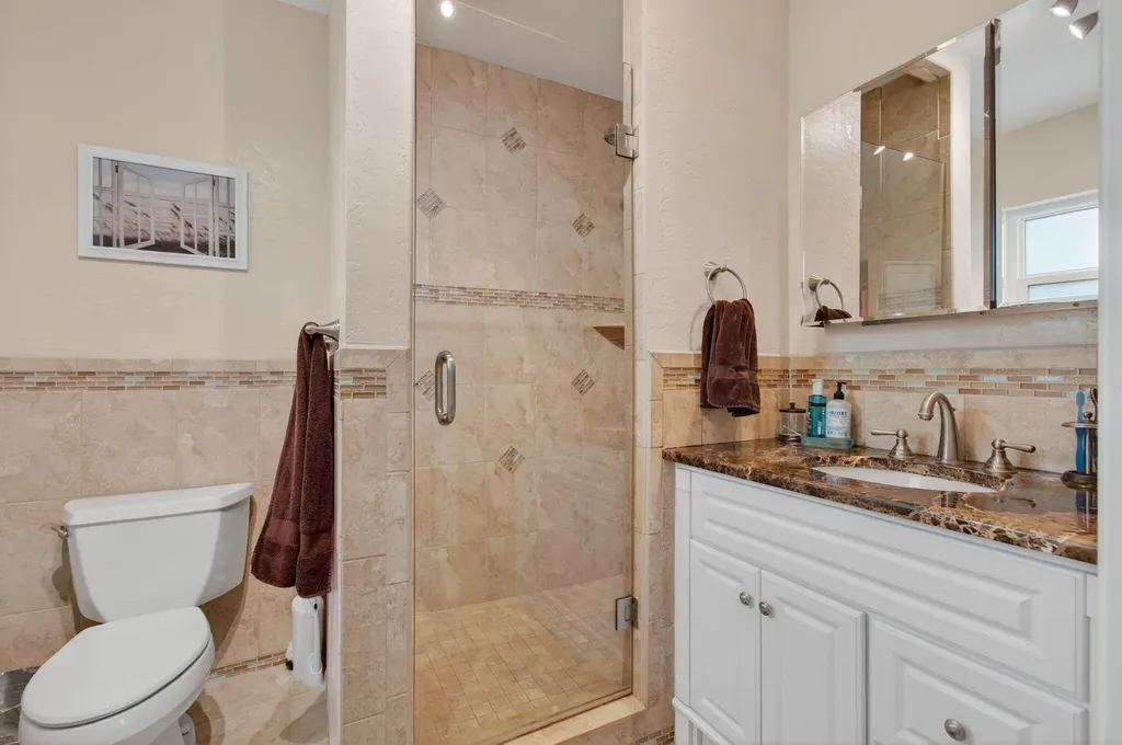 254 NE 22nd Street Delray Beach FL 33444