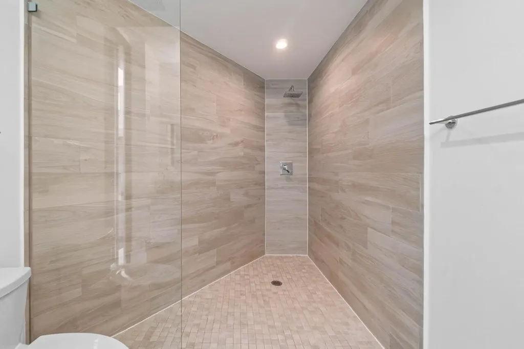 106 Inlet Way Palm Beach Shores FL 33404