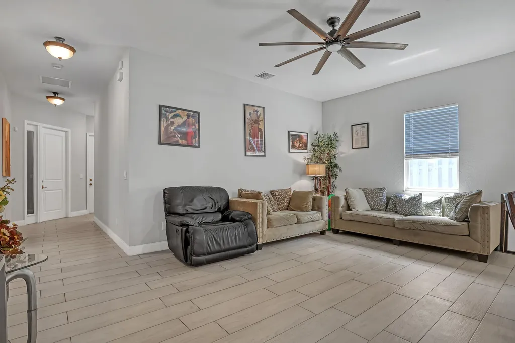 309 NE 11th Avenue Boynton Beach FL 33435