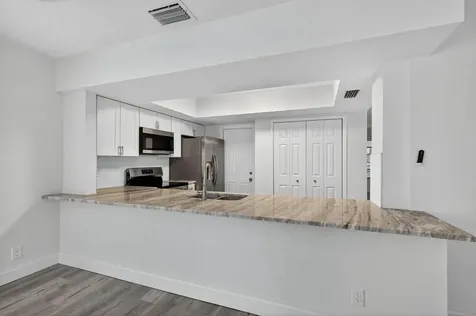 760 SW 64th Way Pembroke Pines FL 33023