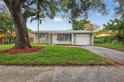 760 SW 64th Way Pembroke Pines FL 33023