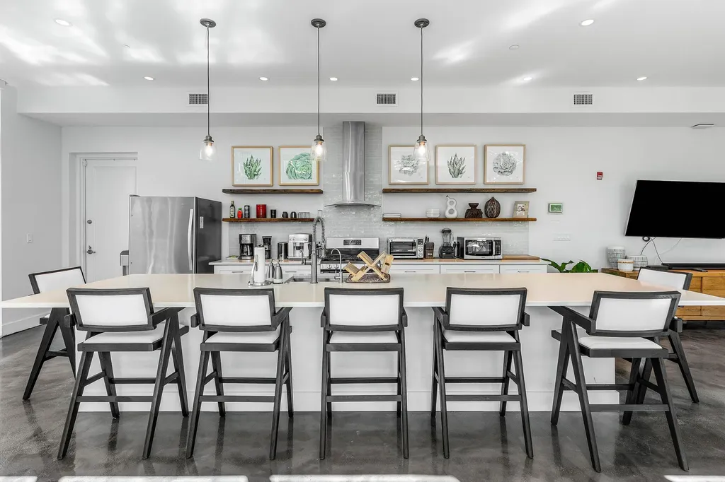 226 Palm Court Delray Beach FL 33444