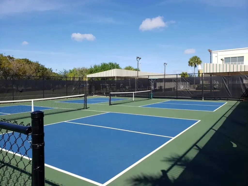 121 Sheffield F West Palm Beach FL 33417