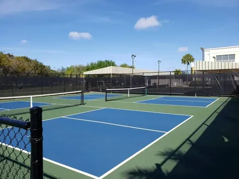 121 Sheffield F West Palm Beach FL 33417