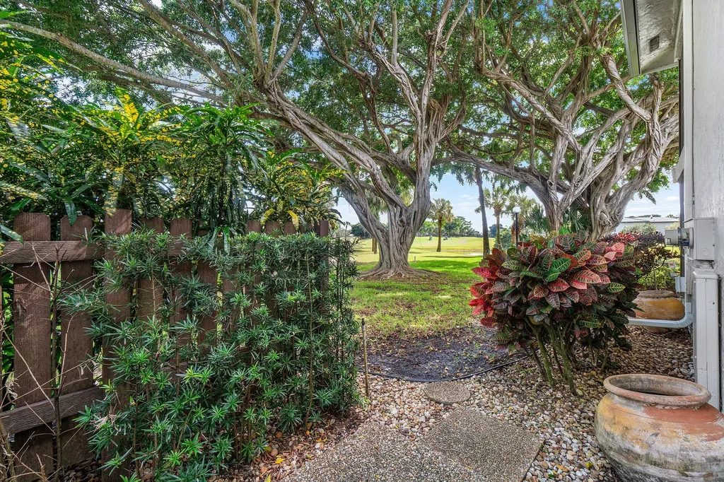 38 Southport Lane Boynton Beach FL 33436