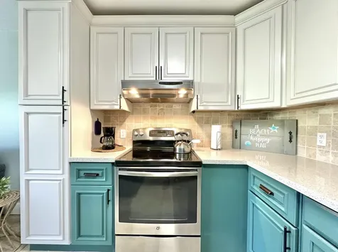 359 Norwich O West Palm Beach FL 33417