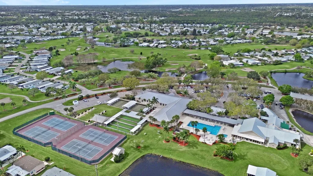 8201 Cinnamon Lane Port St Lucie FL 34952