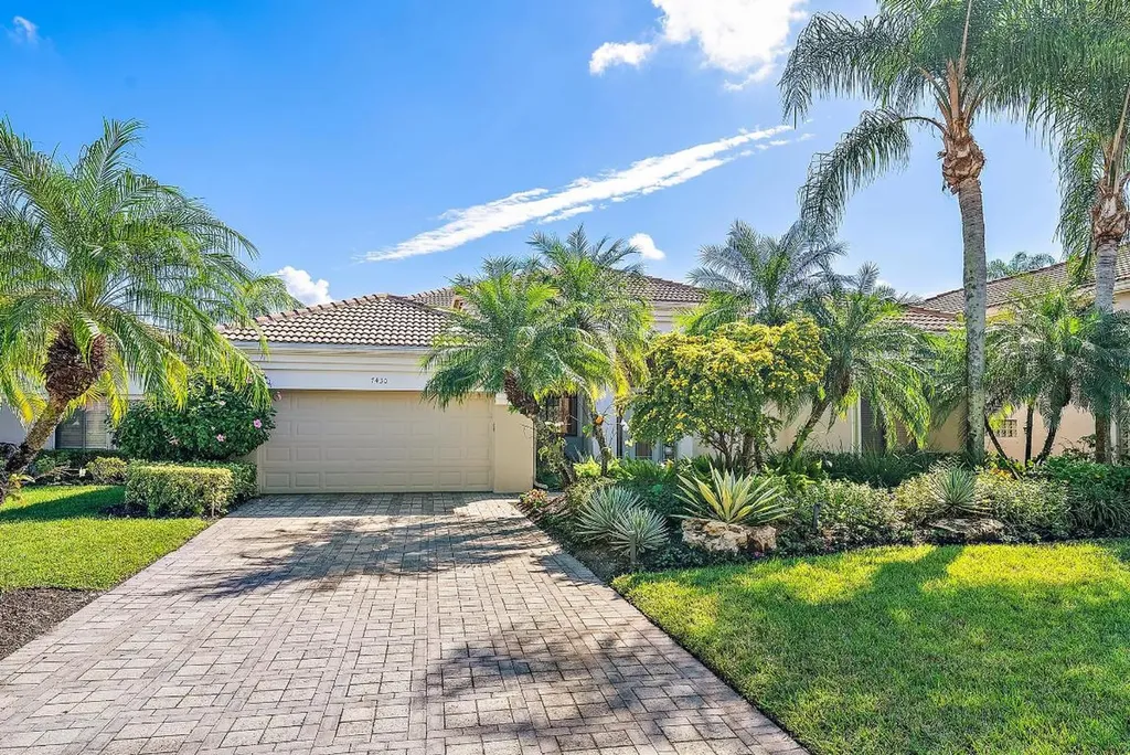 7430 Blue Heron Way West Palm Beach FL 33412