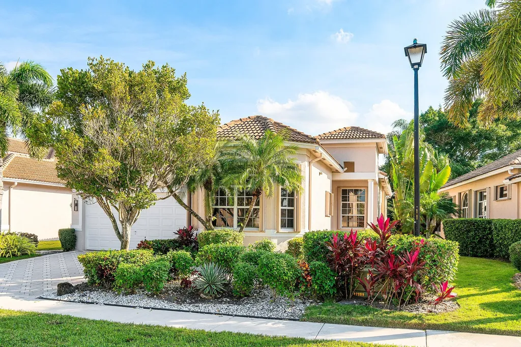 6942 Fairway Lakes Drive Boynton Beach FL 33472