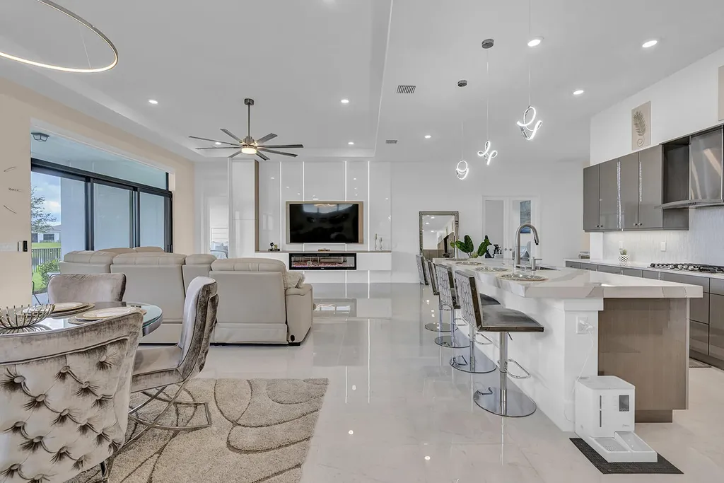 5320 Saint Armands Way Westlake FL 33470