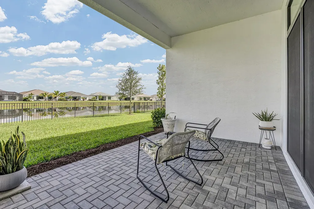 5320 Saint Armands Way Westlake FL 33470