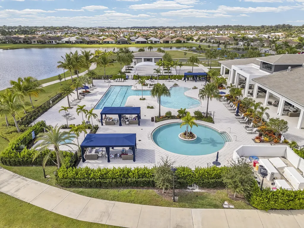 5320 Saint Armands Way Westlake FL 33470