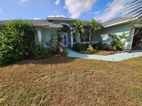 2720 SE Kern Road Port St Lucie FL 34984