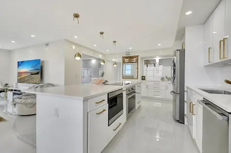 5440 N Ocean Drive Singer Island FL 33404