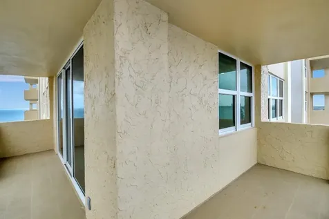 5440 N Ocean Drive Singer Island FL 33404