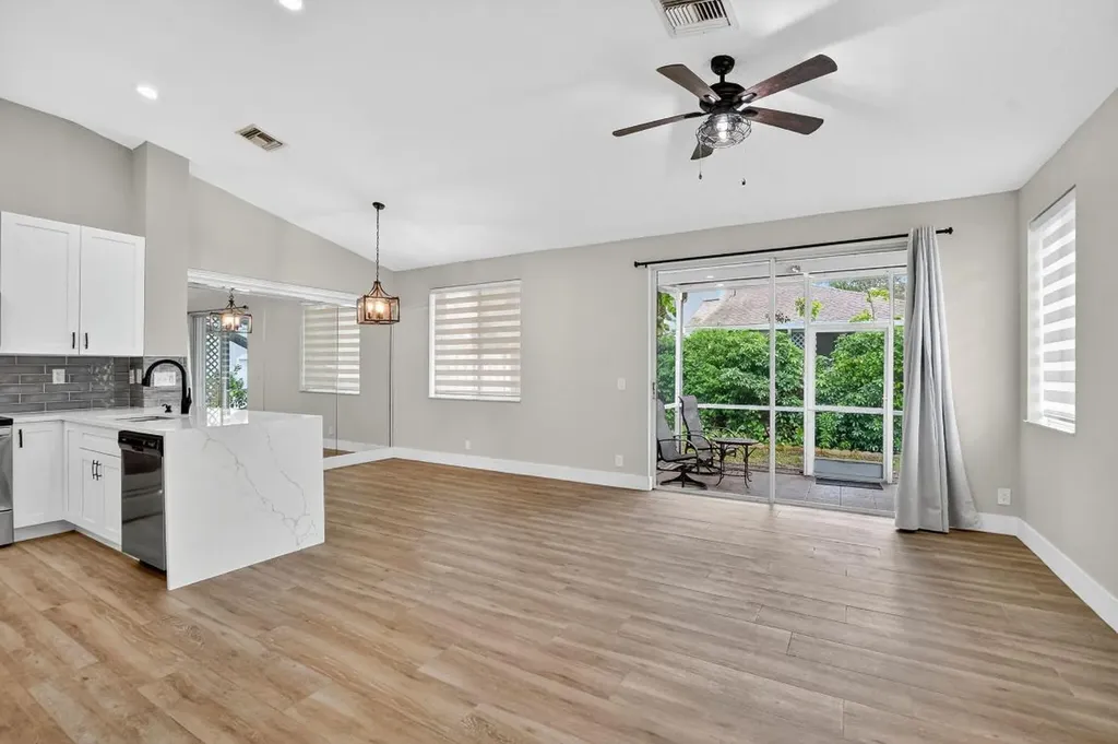 851 NW 42nd Place Deerfield Beach FL 33064