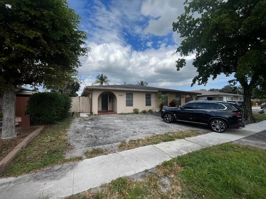 6123 SW 4th Place Margate FL 33068