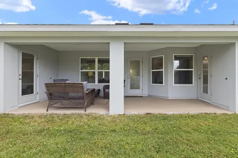 137 SW Pisces Terrace Port St Lucie FL 34984