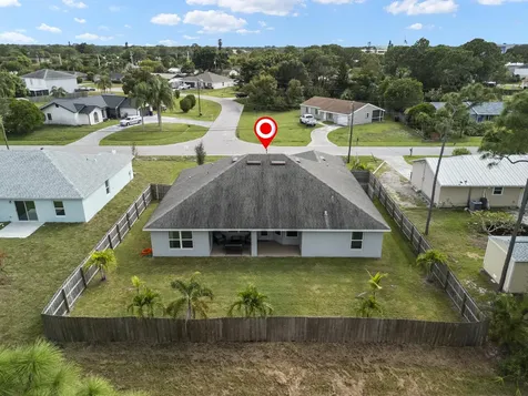 137 SW Pisces Terrace Port St Lucie FL 34984