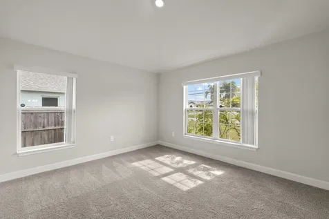 137 SW Pisces Terrace Port St Lucie FL 34984