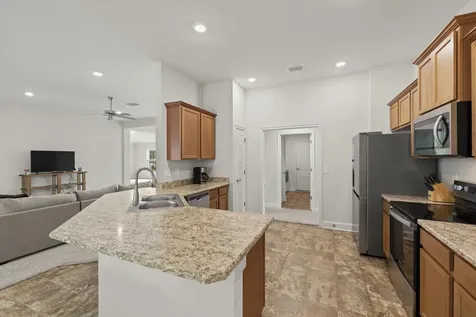 137 SW Pisces Terrace Port St Lucie FL 34984