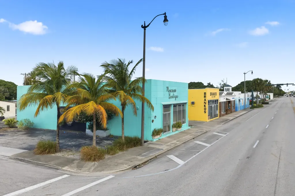 5023 S Dixie Highway West Palm Beach FL 33405