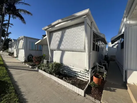 21 Ruthmary Avenue Briny Breezes FL 33435