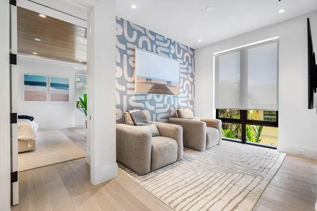 514 NE 7th Avenue Delray Beach FL 33483