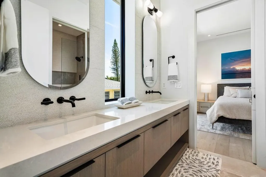 514 NE 7th Avenue Delray Beach FL 33483