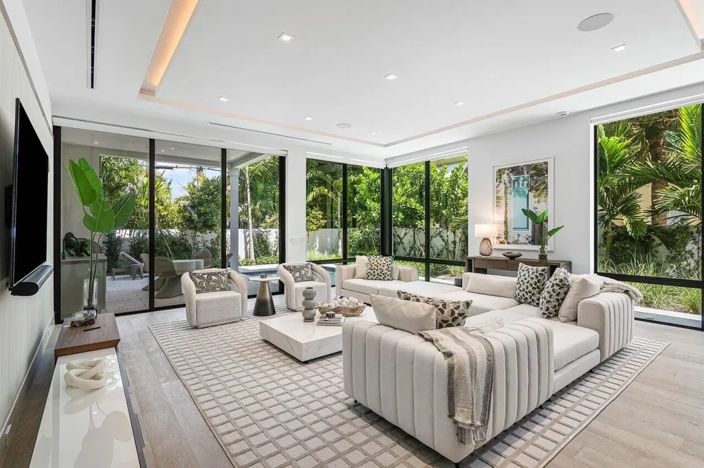 514 NE 7th Avenue Delray Beach FL 33483