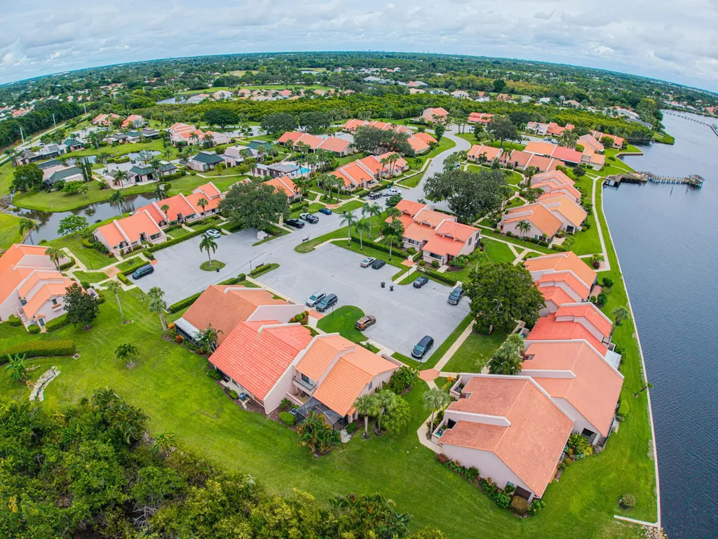 3512 SE Sandpiper Circle Port St Lucie FL 34952