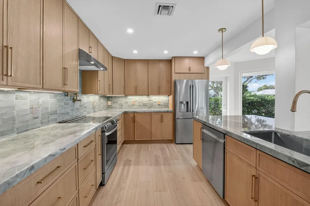 8 Slash Pine Drive Boynton Beach FL 33436