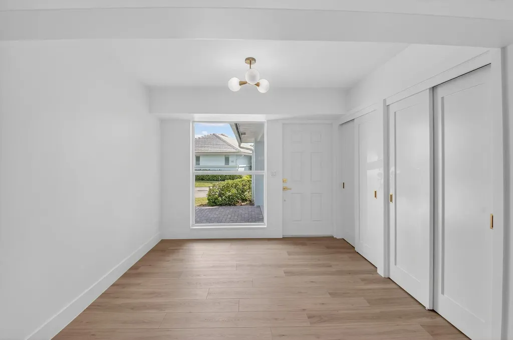 8 Slash Pine Drive Boynton Beach FL 33436