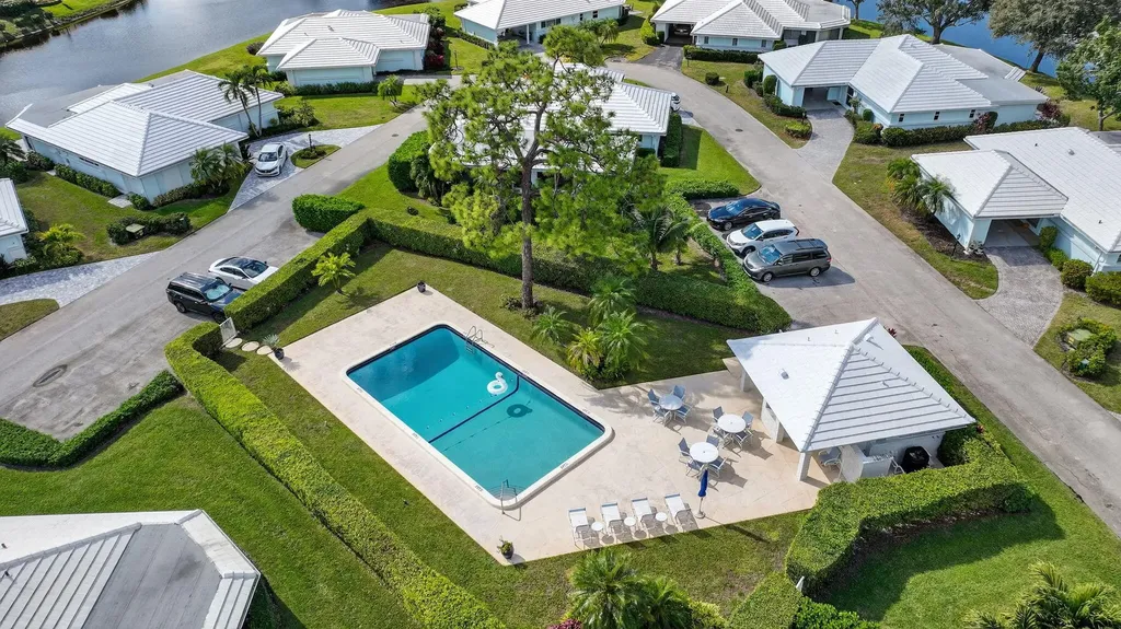 8 Slash Pine Drive Boynton Beach FL 33436