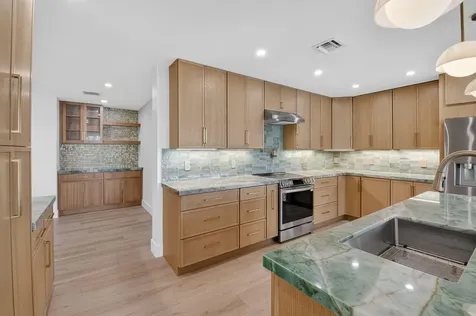 8 Slash Pine Drive Boynton Beach FL 33436