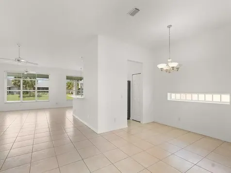 614 NW Lambrusco Drive Port St Lucie FL 34986