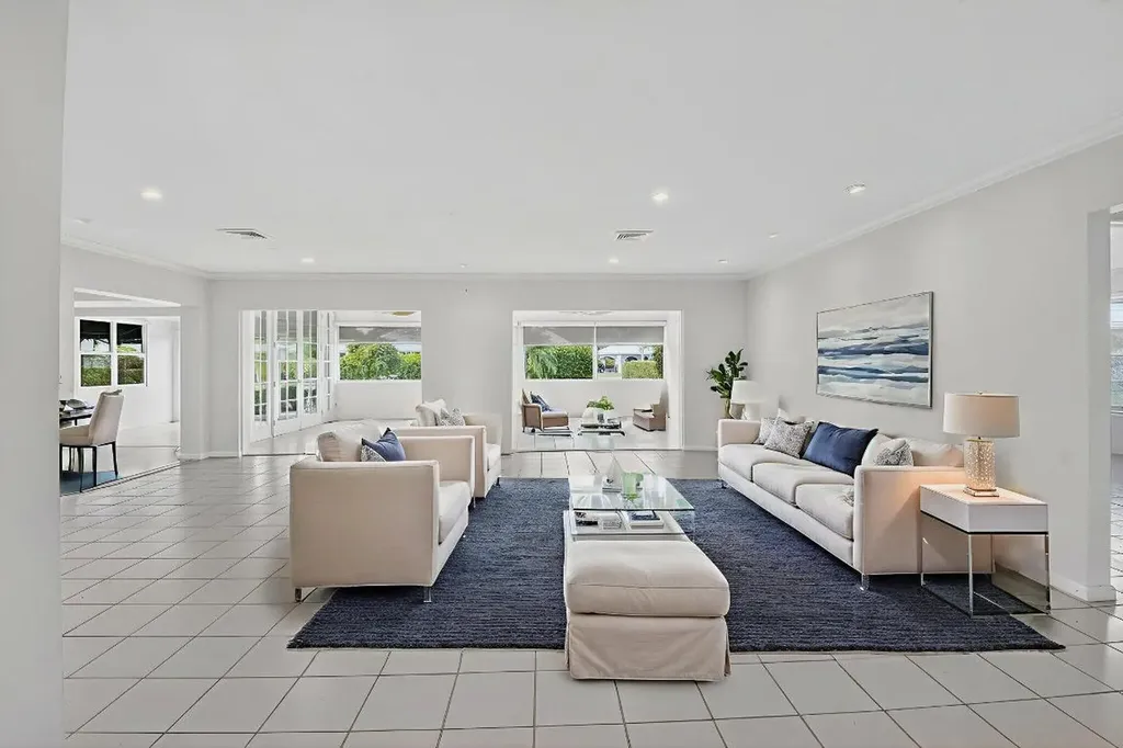 4862 S Lake Drive Boynton Beach FL 33436