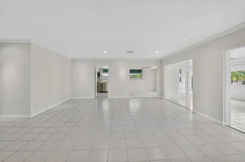 4862 S Lake Drive Boynton Beach FL 33436