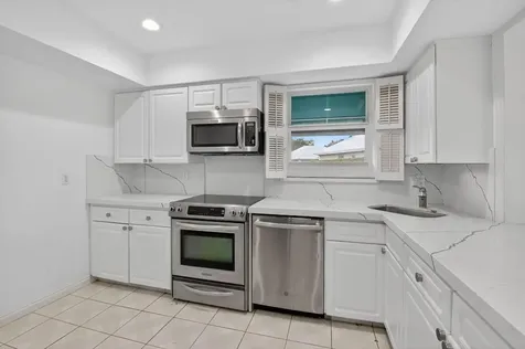 4862 S Lake Drive Boynton Beach FL 33436