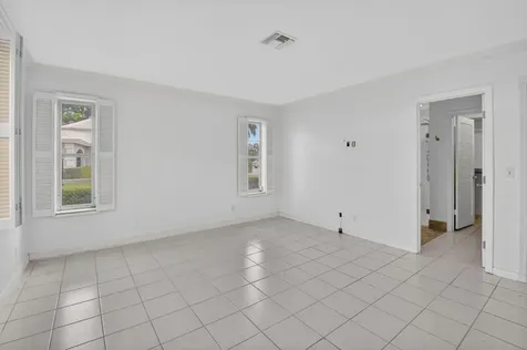 4862 S Lake Drive Boynton Beach FL 33436