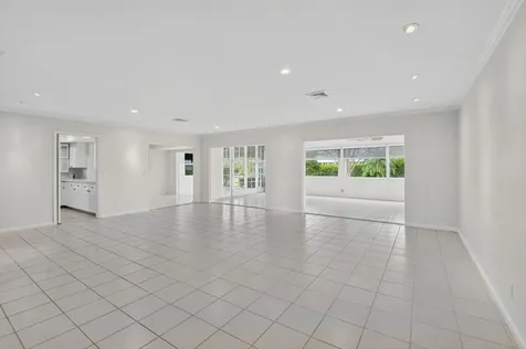 4862 S Lake Drive Boynton Beach FL 33436