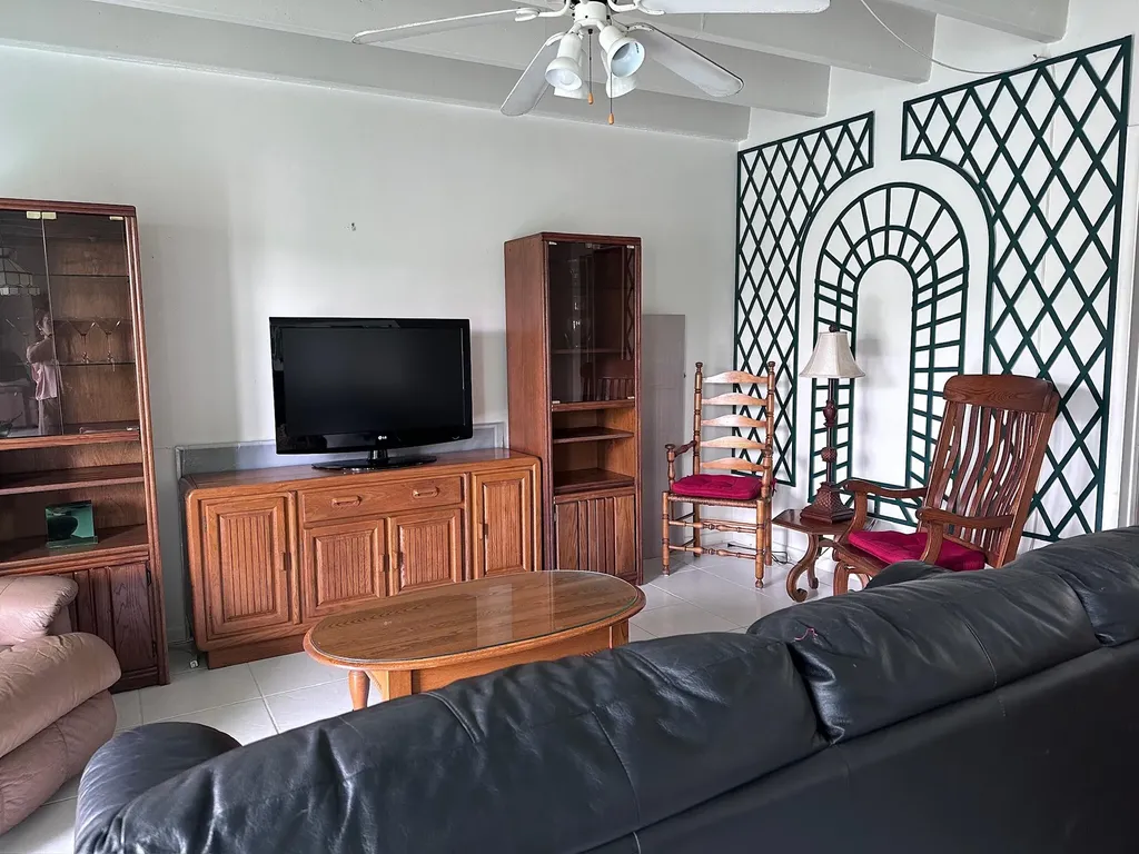 702 N Federal Highway Lake Worth Beach FL 33460