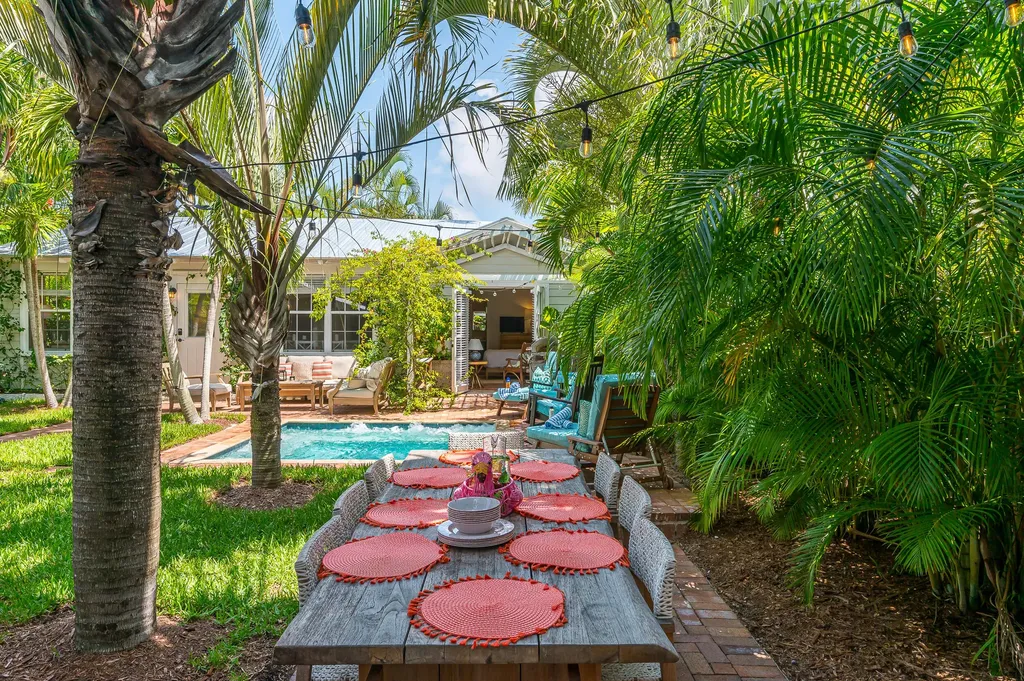 715 Palm Street West Palm Beach FL 33401